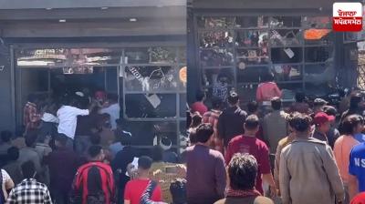 Rishikesh A mob beat up two Sikh brothers and desecrated their turbans.