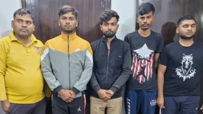 Online fraud luring people of girlfriend 