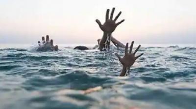 Five members of the same family died after jumping into the canal to save the woman