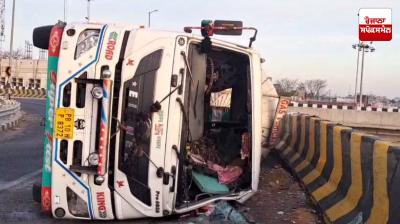 Truck filled with carbon dioxide gas overturns, causing chaos