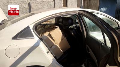 ਕਾਰ ’ਚ ਪਈ ਸ਼ਰਾਬ ਦੀ ਤਸਵੀਰ