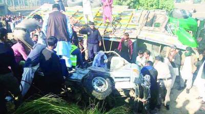 20 dead in various road accidents