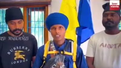 Puneet Singh travels to the five Takht Sahibs by skating