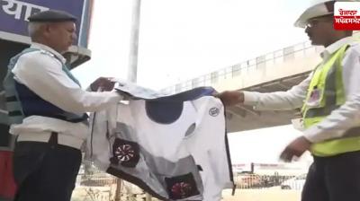 AC jackets for traffic policemen in Gurugram