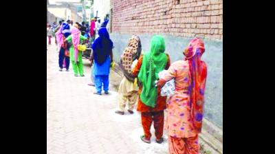 ਪਟਿਆਲਾ ਜ਼ਿਲ੍ਹੇ ਅੰਦਰ ਪ੍ਰਧਾਨ ਮੰਤਰੀ ਗਰੀਬ ਕਲਿਆਣ ਯੋਜਨਾ ਤਹਿਤ ਰਾਸ਼ਨ ਦੀ ਵੰਡ ਜ਼ੋਰਾਂ 'ਤੇ : ਪਰਨੀਤ ਕੌਰ