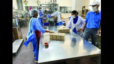 ਜ਼ਿਲ੍ਹਾ ਪ੍ਰਸ਼ਾਸਨ ਦੀ ਜਾਂਚ ਟੀਮ ਨੇ ਵੇਰਕਾ ਮਿਲਕ ਪਲਾਂਟ 'ਚ ਕੀਤੀ ਅਚਨਚੇਤ ਚੈਕਿੰਗ