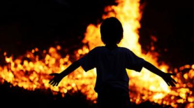 Kalyugi mother set fire to her own child