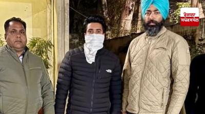 5000 Rs. PSPACL JE taking bribe. Kuldeep Singh was arrested
