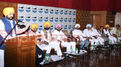 Jarnail Singh and CM Mann held a meeting with the party workers 
