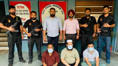 Mohali police arrested the immigration agents 