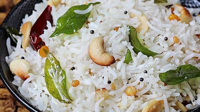 Make coconut rice in your home kitchen