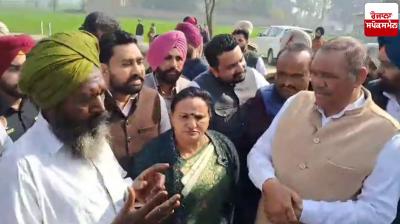 Former Chairman of National SC Commission Vijay Sampla reached village Chandbhan, met Dalit families