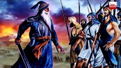 Baba Deep Singh fulfilled his promise by offering his sis at Darbar Sahib