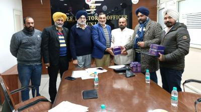 A meeting of political parties was held at the office of the Chief Electoral Officer Punjab, the CDs of the final publication of the election were handed over