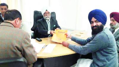 Himmat Singh presented to the inquiry commission