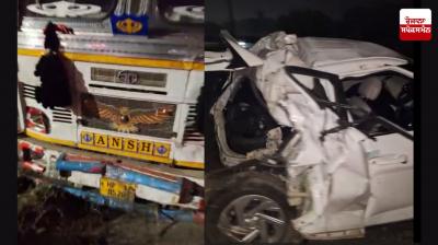 Truck Hits Parked Vehicle on Jalandhar-Delhi National Highway Latest News in Punjabi 