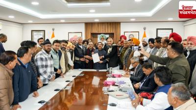 Sunil Jakhar and Tarun Chugh with Shellers, Arthiyas and Atta Mill Association met the Union Food Supplies Minister