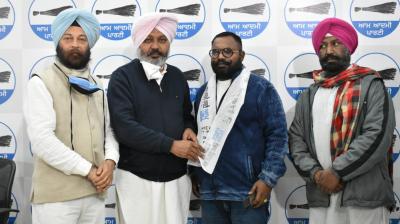 Congress leader from Ludhiana Wazir Singh Jasal joins AAP