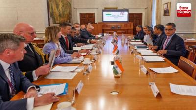 ਰੱਖਿਆ ਸਕੱਤਰ ਨੇ ਦੋ ਦਿਨਾਂ ਯੂਕੇ ਦੌਰਾ ਸਮਾਪਤ, 24ਵੀਂ ਭਾਰਤ-ਯੂਕੇ ਰੱਖਿਆ ਸਲਾਹਕਾਰ ਸਮੂਹ ਮੀਟਿੰਗ ਦੀ ਕੀਤੀ ਸਹਿ-ਪ੍ਰਧਾਨਗੀ 