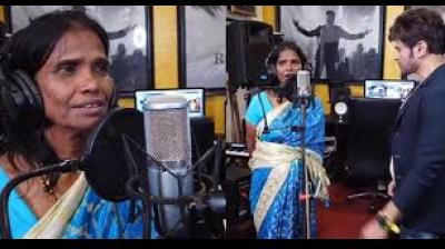 Ranu Mandal recording another song