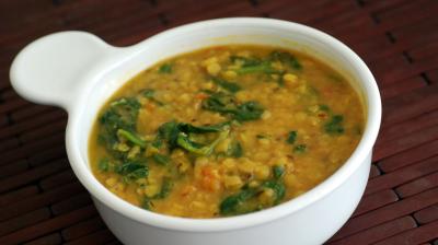 Spinach and moong dal