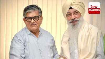 Punjab News: Punjab Governor honours Padma Shri Bhai Harjinder Singh at Raj Bhawan