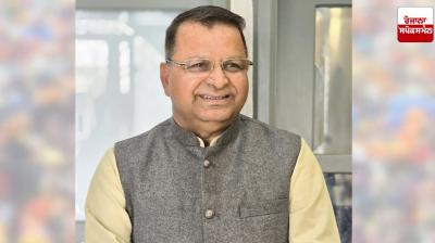 Punjab News: AAP counterattacks Sukhbir Badal's statement, says, 'Only the land mafia is bothered by the decision'