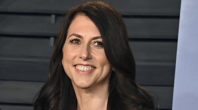 MacKenzie Scott donates $15m to provide glasses to farmers for preventing blurry vision