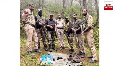 ਸੁਰੱਖਿਆ ਬਲਾਂ ਨੂੰ ਵੱਡੀ ਸਫਲਤਾ, ਕੁਪਵਾੜਾ ਤੋਂ ਹਥਿਆਰ ਅਤੇ ਗੋਲਾ ਬਾਰੂਦ ਬਰਾਮਦ