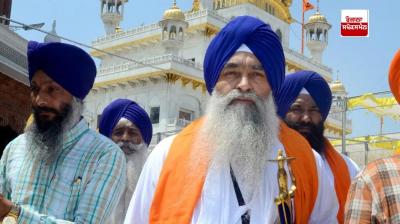 The Jathedar Akal Takht will announce the historic decision about the salarymen Sukhbir Badal and other leadership.