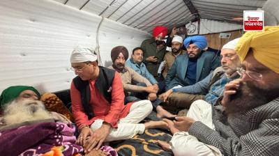 ਡੱਲੇਵਾਲ ਨੂੰ ‘ਆਪ’ ਮੰਤਰੀਆਂ ਦਾ ਵਫ਼ਦ ਖਨੌਰੀ ਬਾਰਡਰ ਪਹੁੰਚਿਆ  