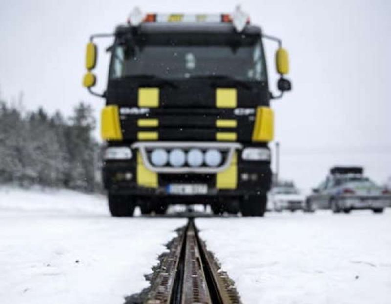 car charge while driving