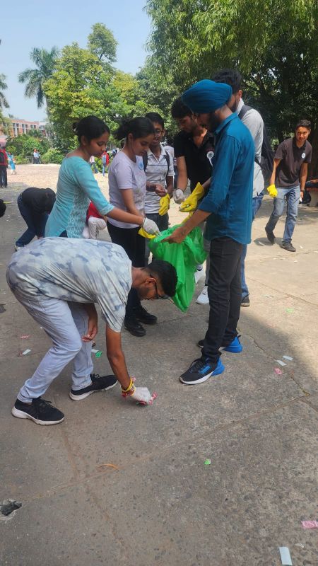 SGGSC initiates an eco-friendly practice of Zero Litter Hour