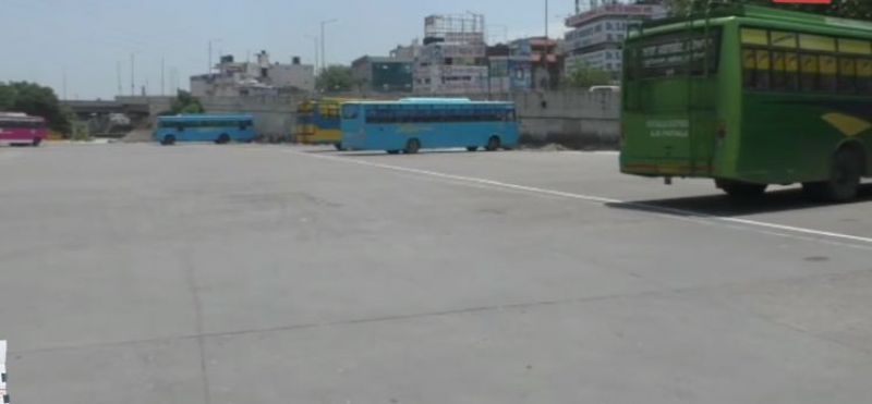 Bus Stand 