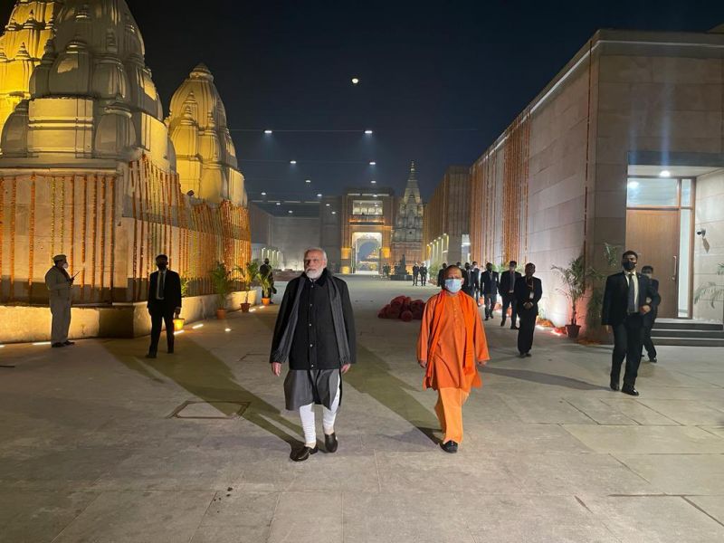 PM Modi arrives at Vishwanath Dham at midnight, inspects Banaras railway station