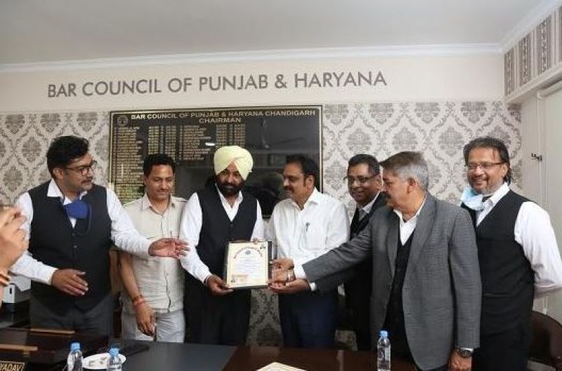 Kunwar Vijay got a license to practice as a lawyer