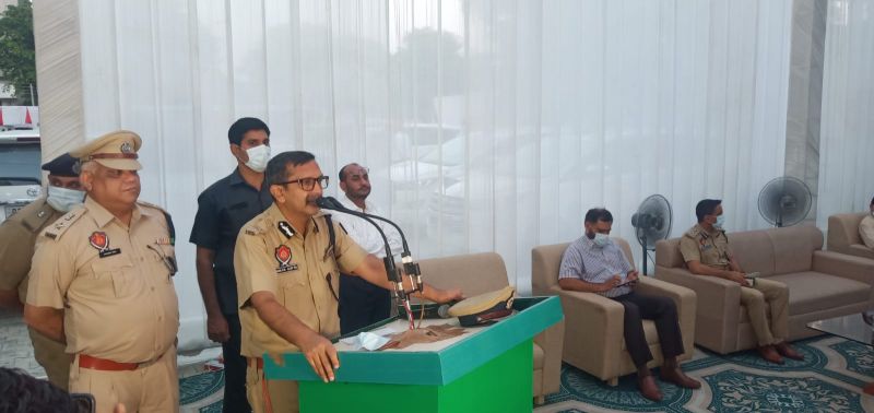 DGP Dinkar Gupta unveils Martyrs’ Memorial in Barnala