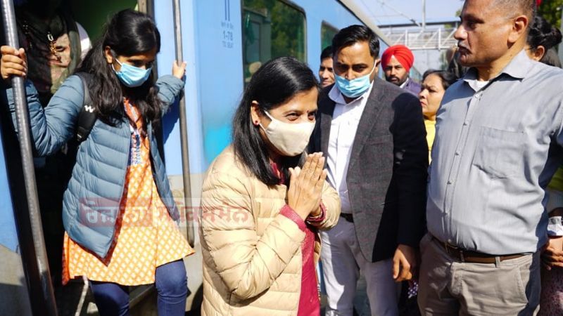 arvind kejriewal's family 