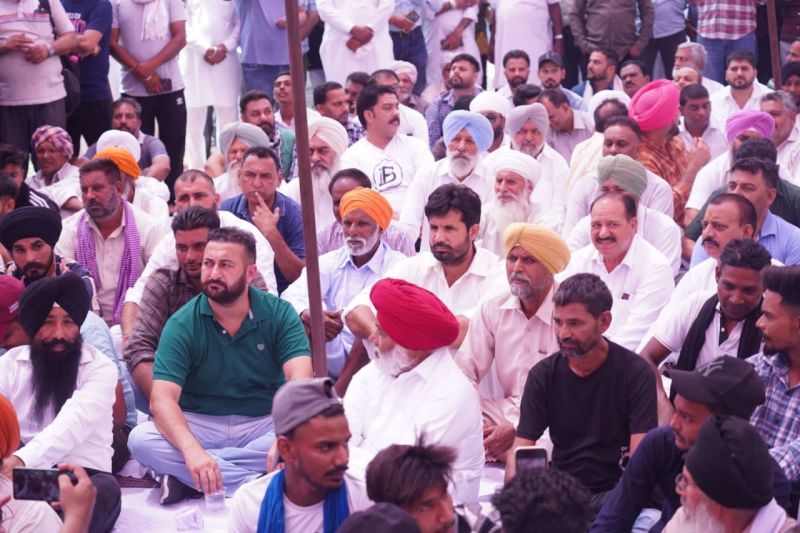 Congress protest in front of ED office in Jalandhar