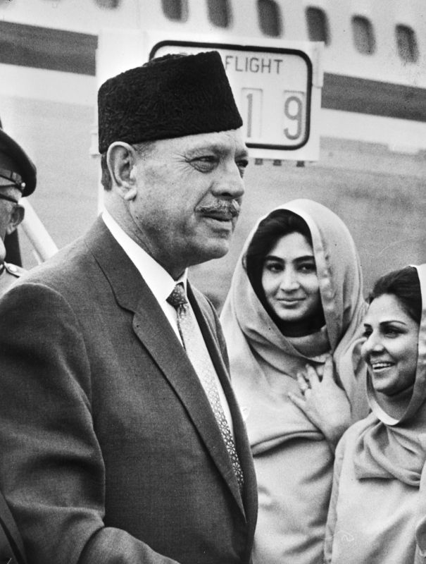 Ayub Khan 
