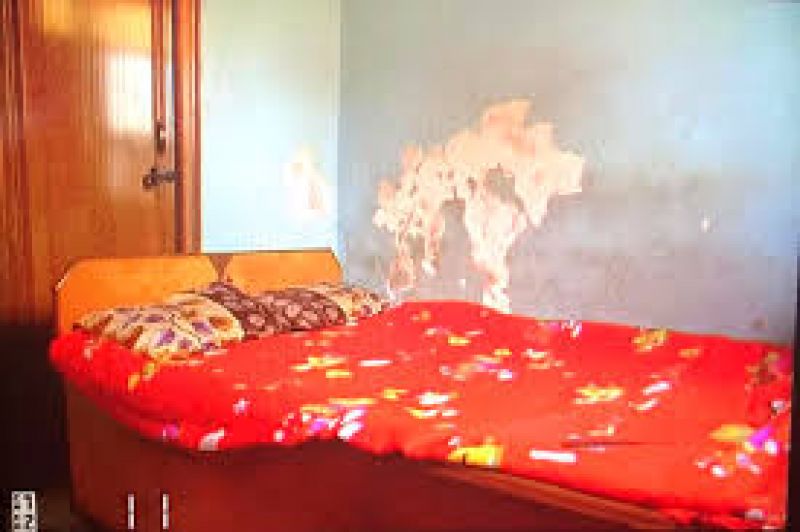 Family lives in the smallest house of Delhi