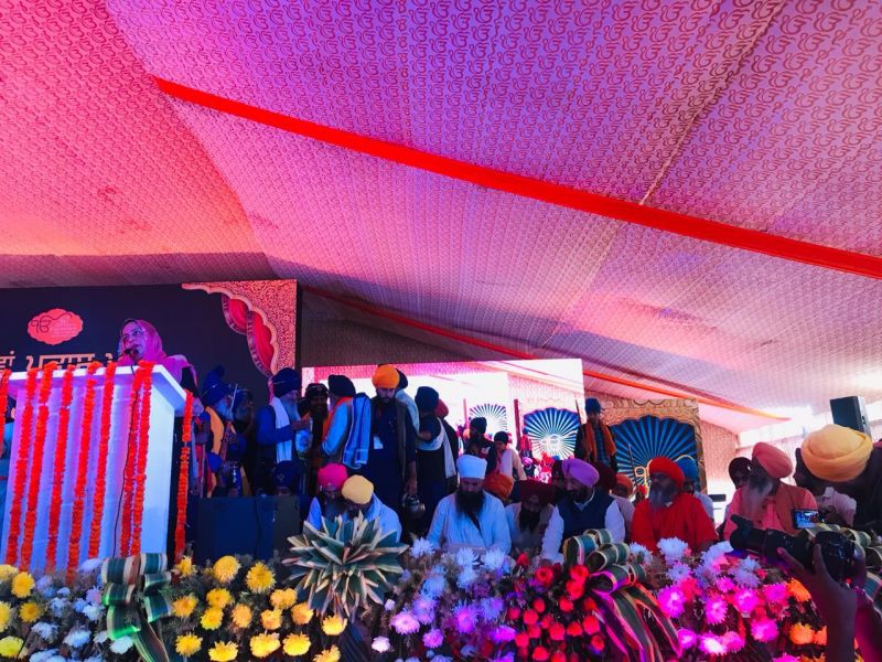 Dera Baba Nanak Utsav : Gurbani, kirtan flows last days of the ceremony