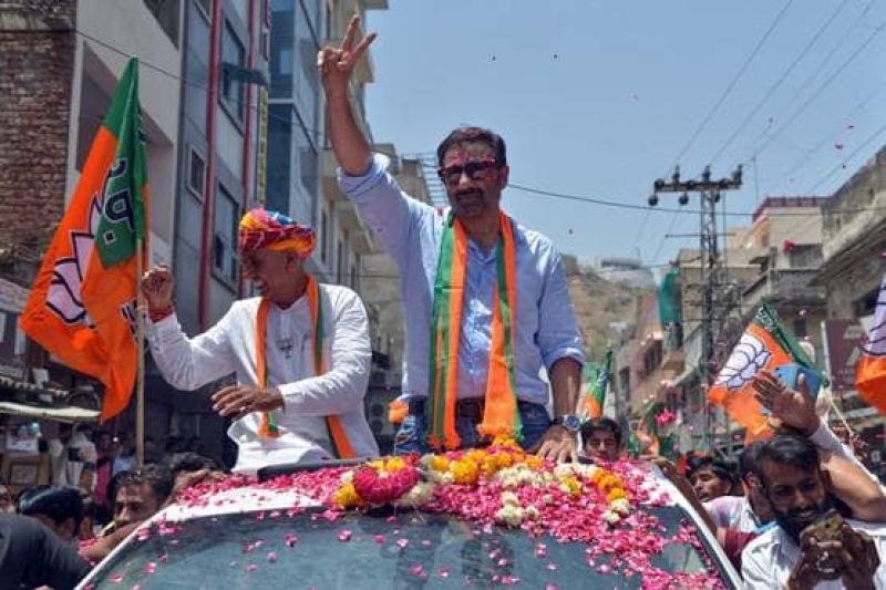 Sunny Deol's Road Show