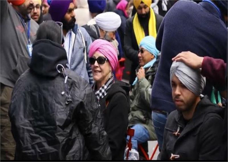 Sikh turban day in New York sets world record for tying most turbans