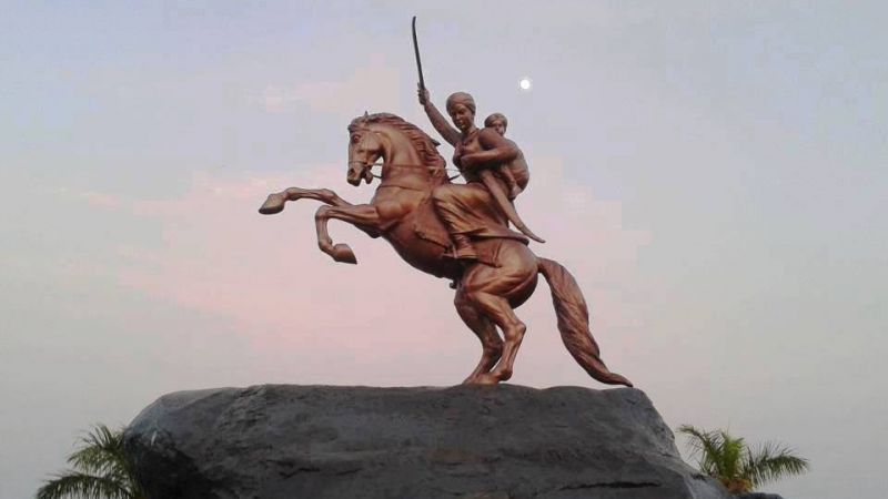 Rani Jhansi Statue