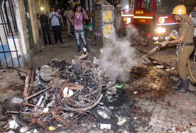 Violence in Amit Shah's road show in Bengal