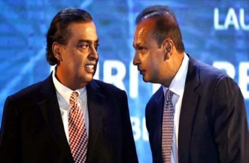 Mukesh Ambani With Anil Ambani
