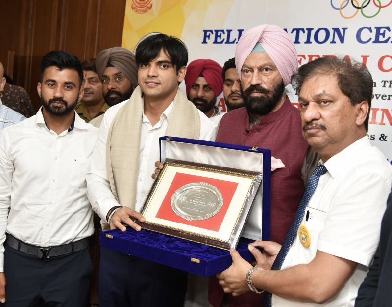 Rana Sodhi honours 'Golden boy' Neeraj Chopra with Rs.2.51 crore...........