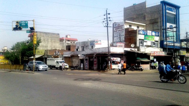 People demand road repairs 