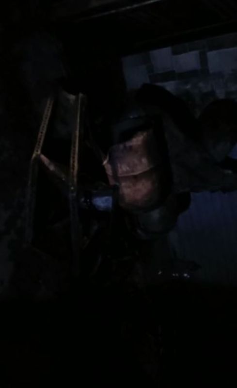 (Cylinder exploded in the house) 